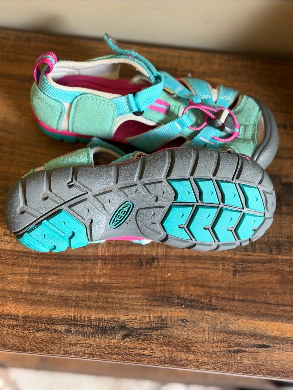 Keen Kids Turquoise Blue and Pink Closed-Toe Sport Sandals Size 2